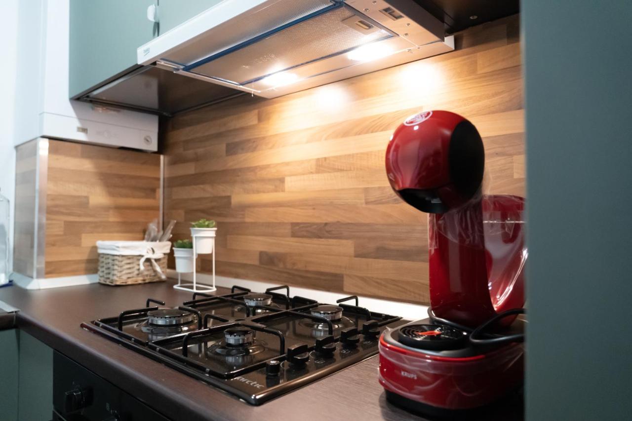 Citadela North 1Br Apartment W Security And Self Check In Bucureşti Ngoại thất bức ảnh